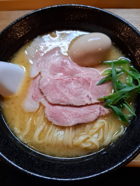「エビのラーメン１０５０円」@ムメヰの写真