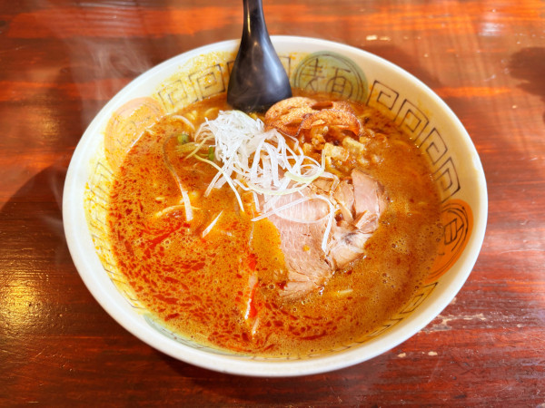 「カレーヌードル　1100円　辛さアップ赤150円」@火門拉麺の写真