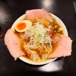 チャーシューワンタン麺