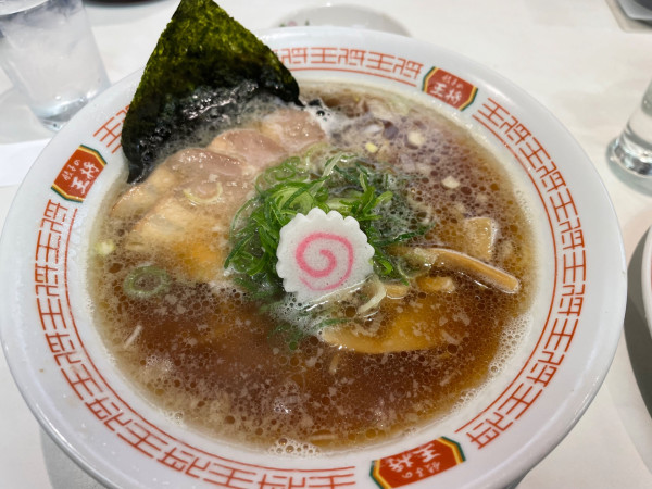 「忘れられない中華そば、ニンニク激増し餃子、大関」@餃子の王将 金沢文庫店の写真