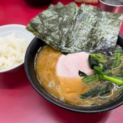 ラーメン950円＋のり120円＋ライス小140円