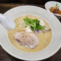 鯛味噌ラーメン 味玉 ミニチャーシュー丼