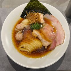特製醤油らぁ麺