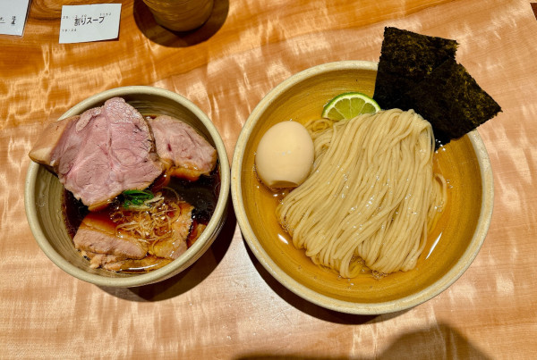 「特製つけ麺:1,700円、割りスープ:50円」@迂直の写真