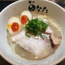 魚介鶏白湯ラーメン