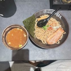 鶏魚介つけ麺(1000円)