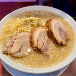 ☆ラーメンと豚増し☆