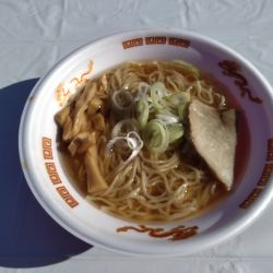 中華そば雲ノ糸（山形淡麗煮干し）