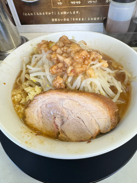 「ラーメン小」@ラーメン豚ヒロの写真