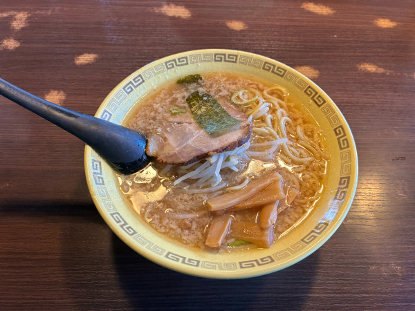 「中華麺　太麺　850円」@江川亭 新座店の写真