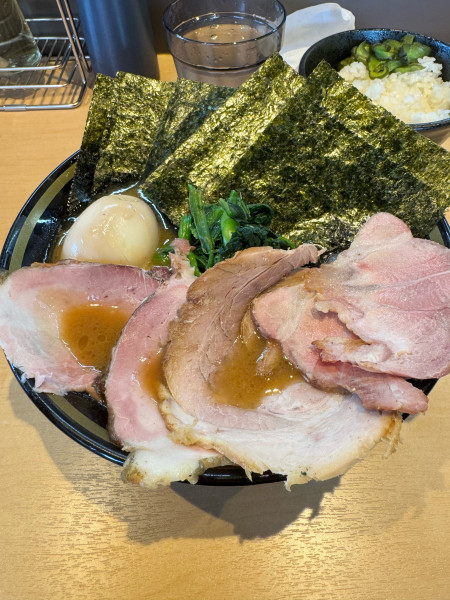 「特製濃厚ラーメン」@らーめん新山の写真