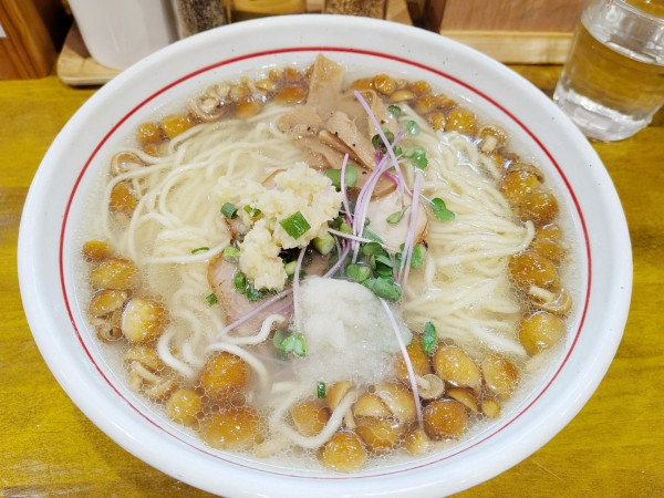 「なめこ塩生姜らー麺＋あさりバターご飯」@麺屋 ぬまたの写真