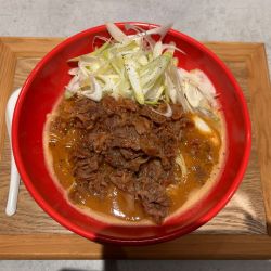 限定 牛タンボロネーゼの濃厚豚骨トマト麺 ¥1500