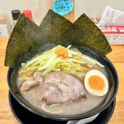 こはく醤油ラーメン(1,000¥)