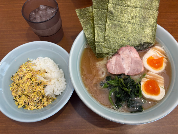 「ラーメン」@横浜家系ラーメン 五十三家の写真
