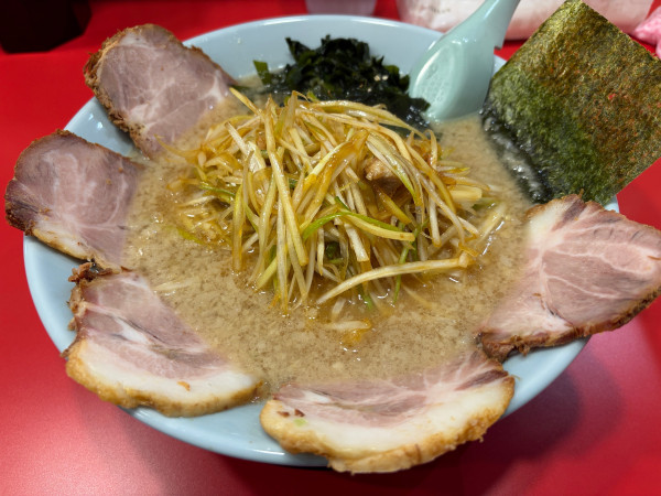 「ネギチャーシューメン」@ラーメンショップ〇化 草加店の写真