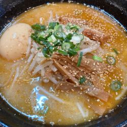 味噌らーめん¥900