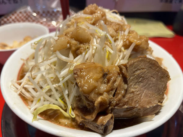 「ラーメン300g」@ラーメン腹ペコ 山大工学部前店の写真