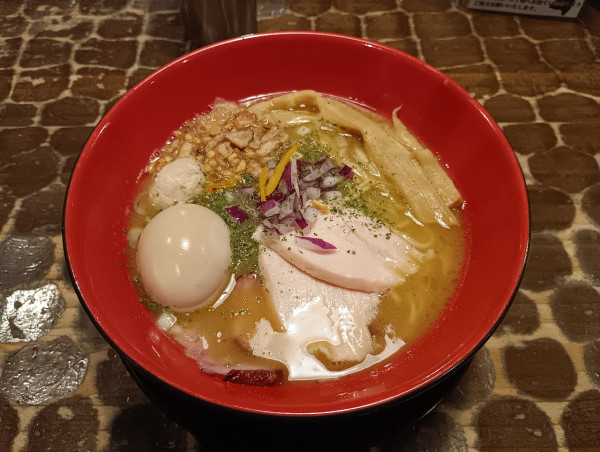 「特級鶏そば 1280円」@特級鶏蕎麦 龍介の写真