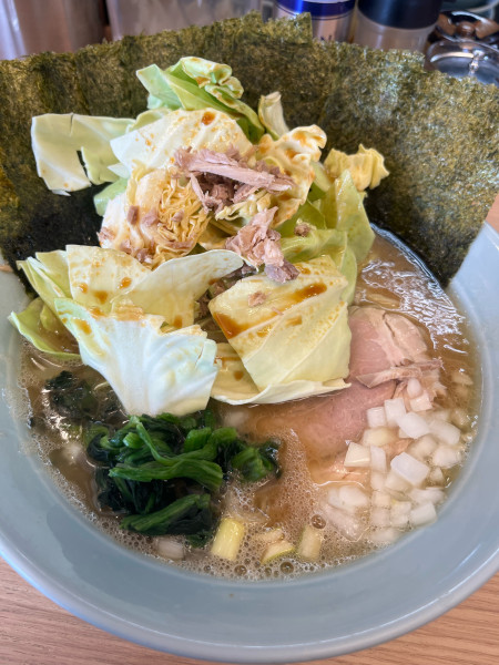 「煮干しラーメン➕キャベチャ➕海苔」@らーめんTSUBAKIYAの写真