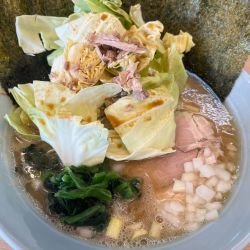 煮干しラーメン➕キャベチャ➕海苔
