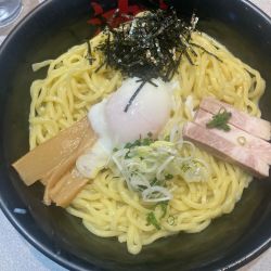 油そばW盛り＋半熟たまご