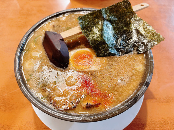「豚骨醤油麺」@三鈴ラーメンの写真