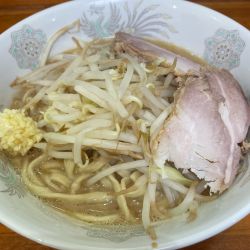 ラーメン 麺少なめ 850円