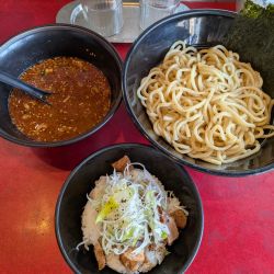 辛つけ麺、大盛、ネギチャー丼