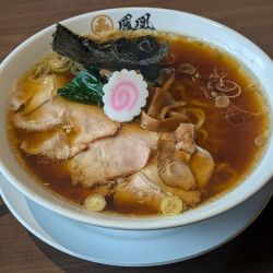 生姜醤油ラーメン（900円）