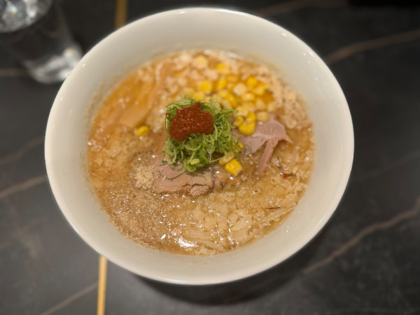 「白味噌ラーメ1200円」@特選中華蕎麦 諭吉 渋谷店の写真