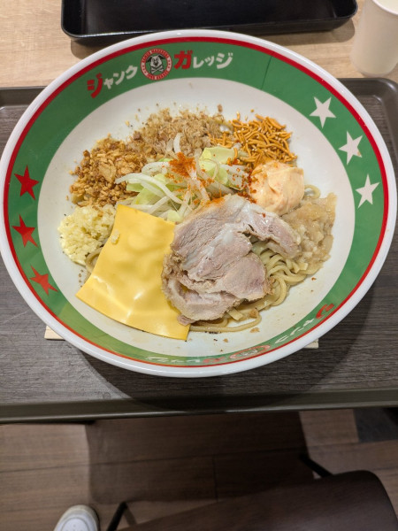 「まぜそば並」@ジャンクガレッジ イオンモール春日部店の写真