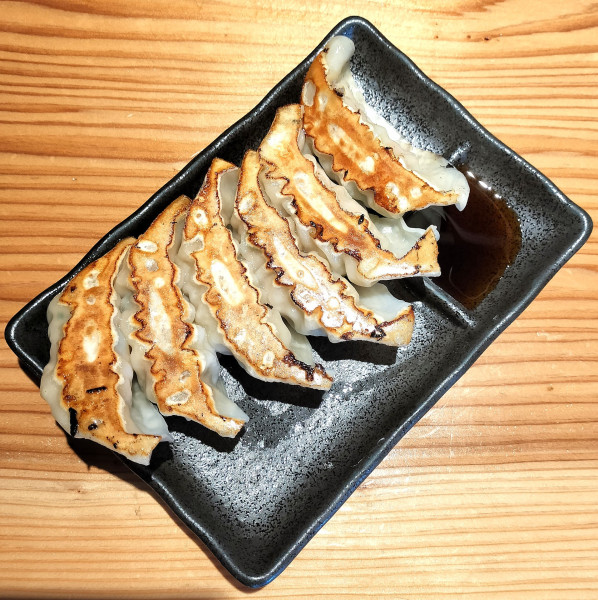 「一進餃子 400円」@麺家一進 港店の写真