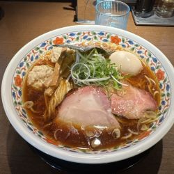 特上地鶏中華そば(醤油)(細麺ストレート)