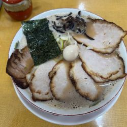 チャーシュー麺1400円、チャーハン
