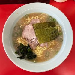 ラーメン(800円)