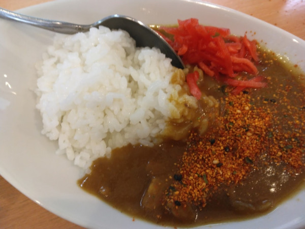 「半カレー270円、なす天そば420円」@鈴しげの写真