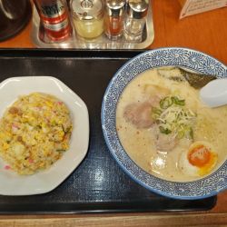 薩摩ぼっけらーめん(煮玉子半玉付き)  ﾒﾝﾏ､ｷｸﾗｹﾞ抜き