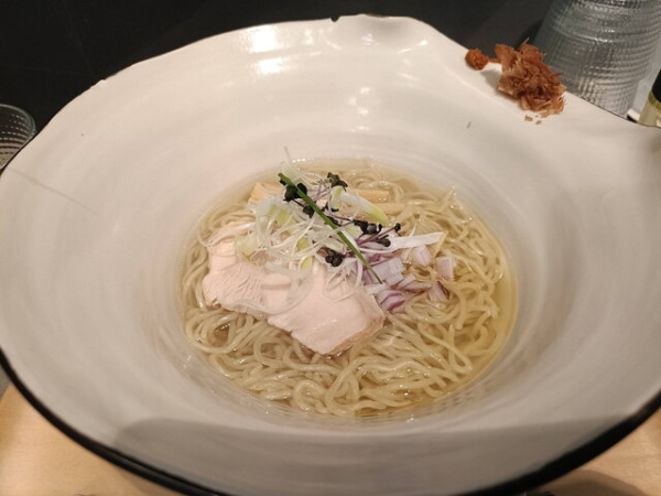 「真珠（塩ラーメン）」@麺屋 澄々の写真