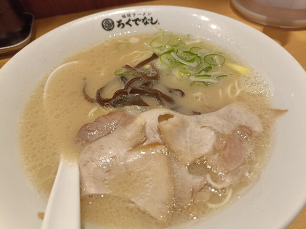 「あっさりラーメン」@ろくでなし 吉塚店の写真