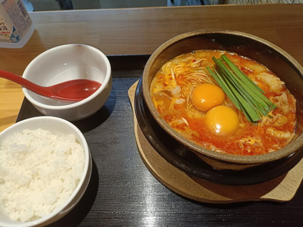 「ミックスちげそば + たまご」@元祖チゲそば専門店 でんじゃまの写真