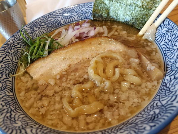 「■ 背脂煮干しらあめん」@麺屋 吾の写真