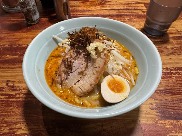 「辛味噌ラーメン」@豪徳寺ラーメン りらくしんの写真