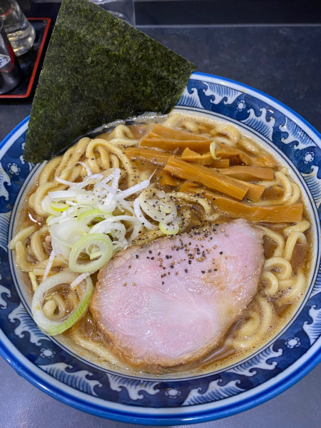 「ラーメン（並盛）」@兎に角 柏店の写真