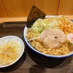 ネギらーめん大盛＋白髪ネギ