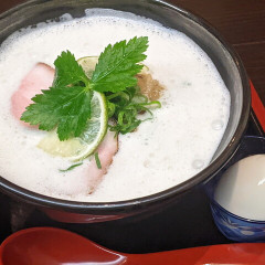 豚白湯創作麺処 友池の画像