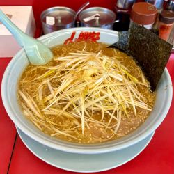味噌ピリ辛ネギラーメン〝中盛〟