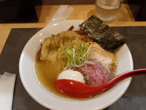 「特製塩ラーメン　1400円」@麺や旬香の写真