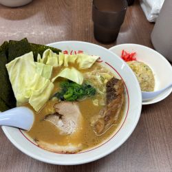 うまいラーメン + なんこつチャーシュー + ミニチャーハン
