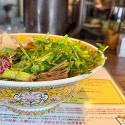 酒粕味噌の芹ときりたんぽらー麺